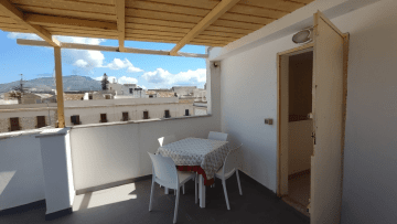 APARTAMENT XXX GENNAIO – DALIA – (CASA VACANZA EDERA)