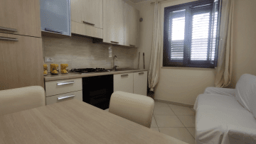 APPARTAMENTI VIA GATTI – ORCHIDEA - (CASA VACANZA EDERA)